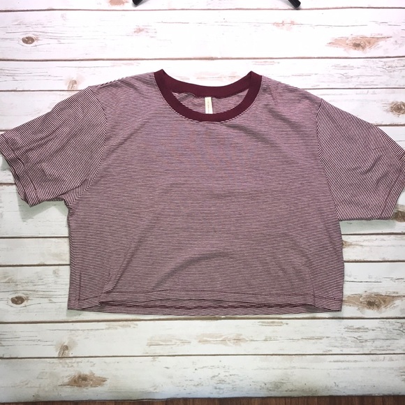 Aeropostale crop top red white strips size XL nwot - Picture 3 of 4
